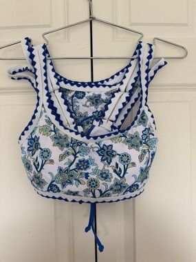 Bikini blue and white sz M thong bottom NWOT removable pads TICTOC